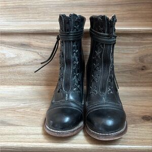 Freebird Bailey size 7